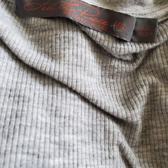 Feel the Piece Super Soft V-neck Hi-Lo Henley M/L - Picture 8 of 9